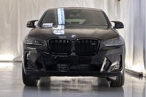 2025 BMW X4 M40i