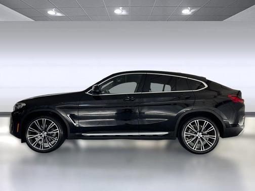 2023 BMW X4 xDrive30i