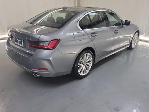 2024 BMW 330 i