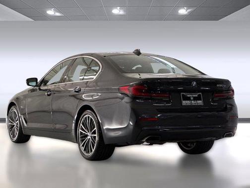 2022 BMW 530e Base