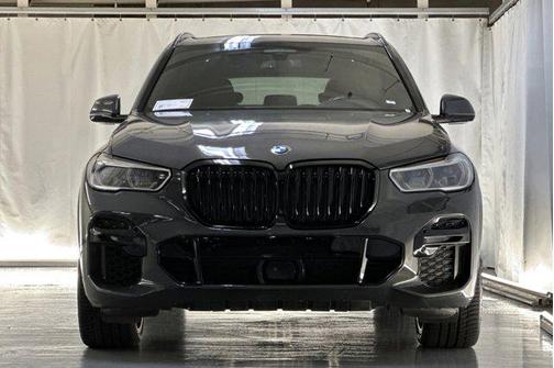 2023 BMW X5 M50i