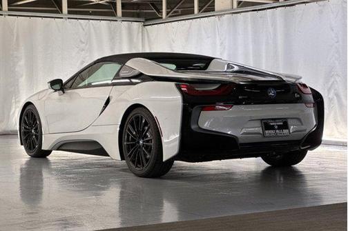 2019 BMW i8 Roadster