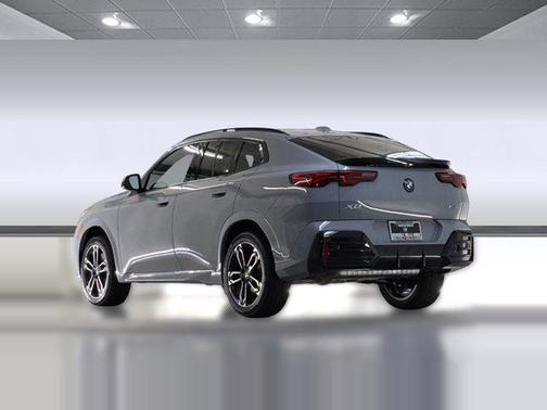 Brooklyn Grey Metallic 2026 BMW X2 xDrive28i