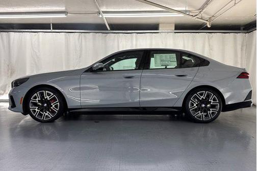 2026 BMW i5 eDrive40