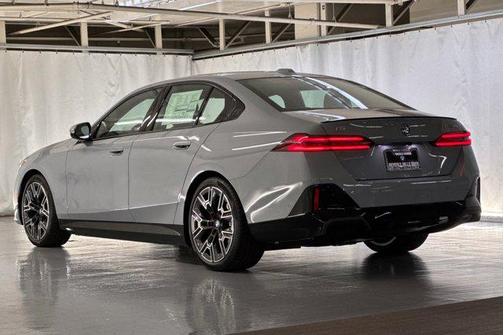 2026 BMW i5 eDrive40