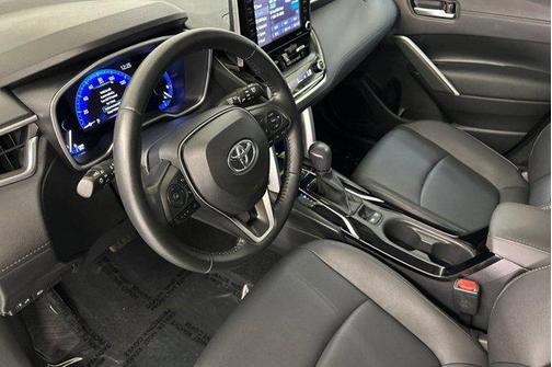 2022 Toyota Corolla Cross XLE