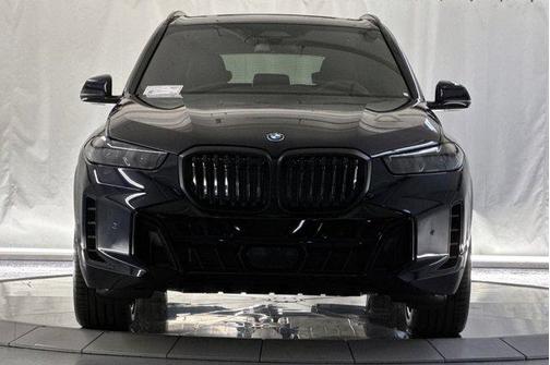 Carbon Black Metallic 2026 BMW X5 PHEV xDrive50e
