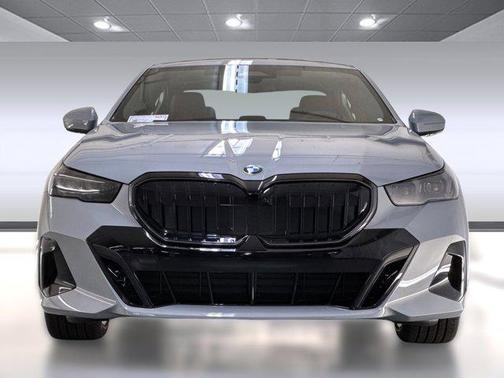 2026 BMW 530 i