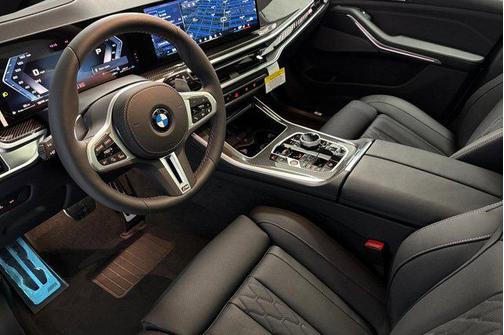 2026 BMW X5 M60i