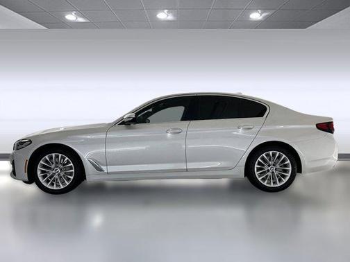 2023 BMW 530 i