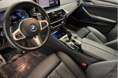 2023 BMW 530e Base