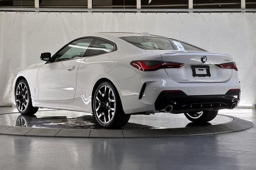 Alpine White 2026 BMW 430 i