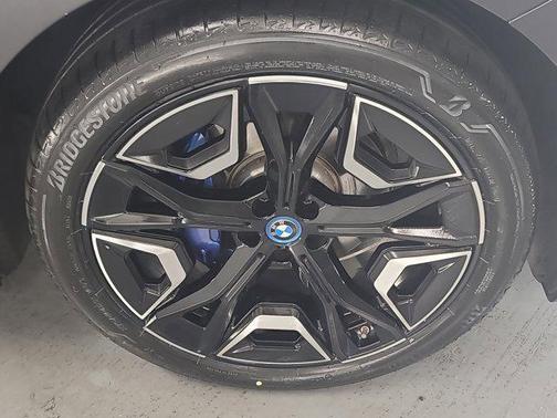 2022 BMW iX xDrive50