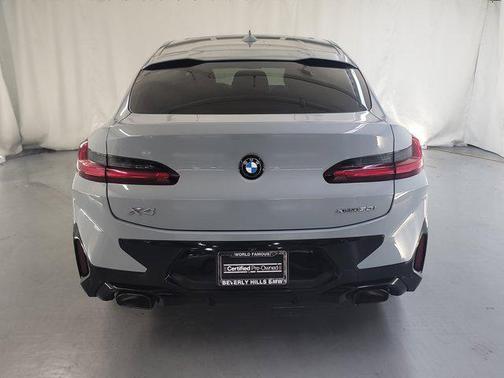 2023 BMW X4 xDrive30i