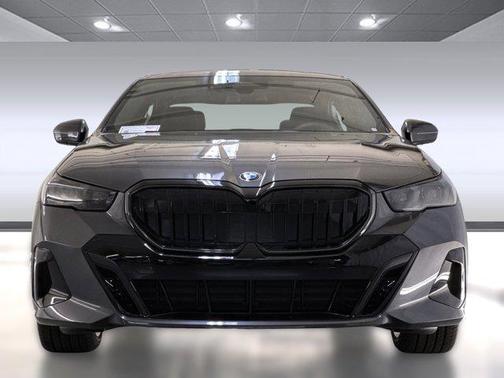 2026 BMW 530 i
