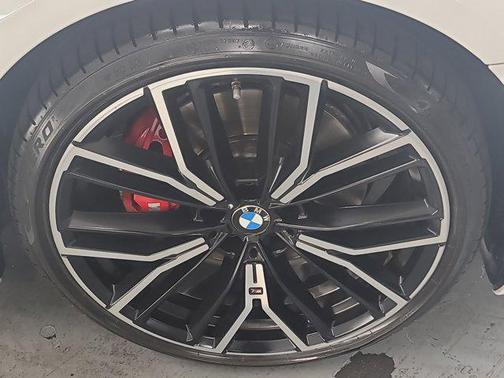 2022 BMW 530 i