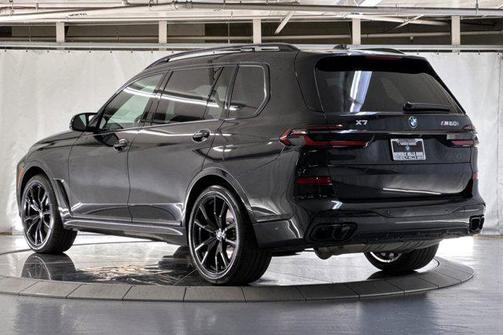 Black Sapphire Metallic 2024 BMW X7 M60i
