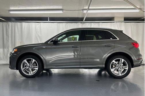 2022 Audi Q3 45 S line Premium Plus