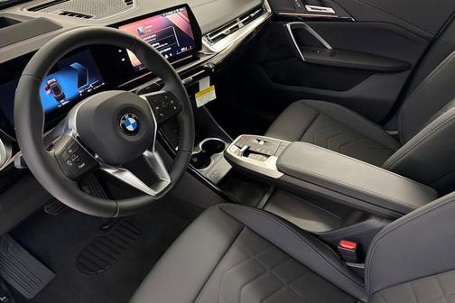 Jet Black 2026 BMW X2 xDrive28i