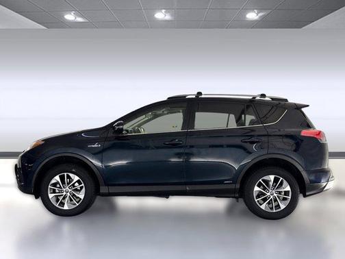 2018 Toyota RAV4 Hybrid XLE