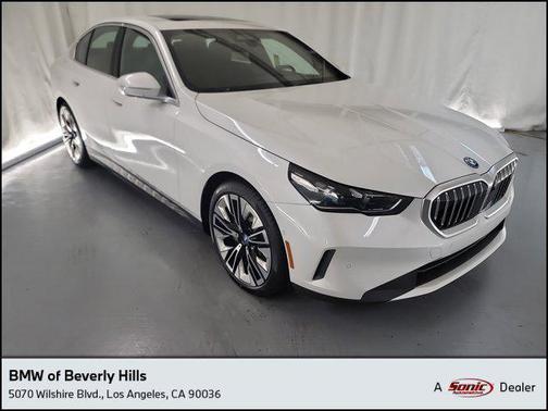 2025 BMW i5 eDrive40
