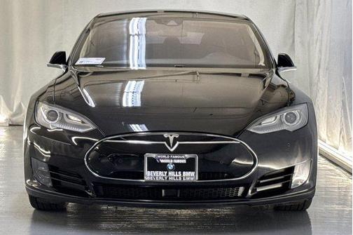 2015 Tesla Model S 85D