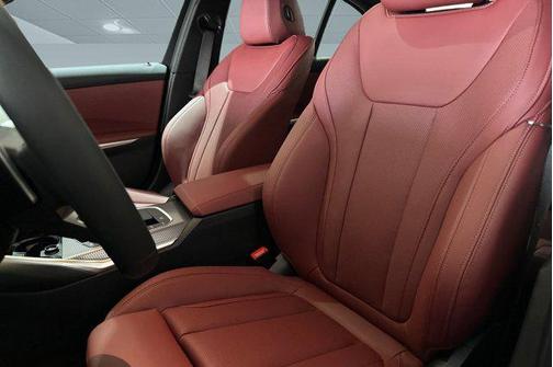 2025 BMW 330 i
