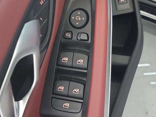 2025 BMW 330 i