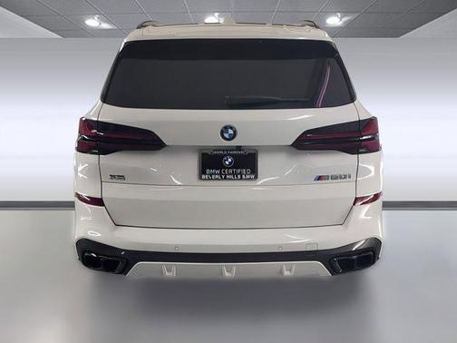 2024 BMW X5 M60i