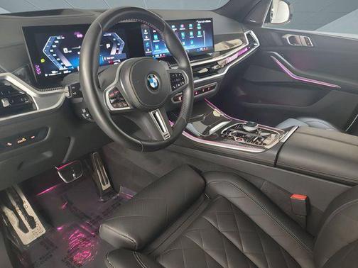 2024 BMW X5 M60i
