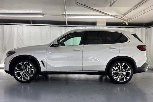 2023 BMW X5 sDrive40i