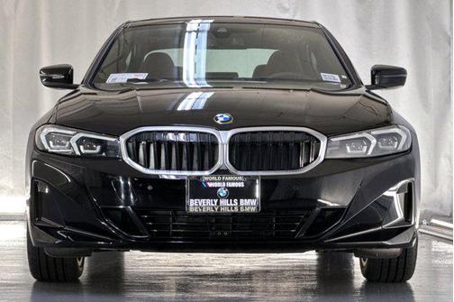 2025 BMW 330 330i Sedan