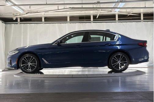 Phytonic Blue Metallic 2023 BMW 530 i
