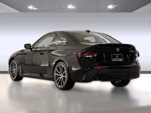 2023 BMW 230 i