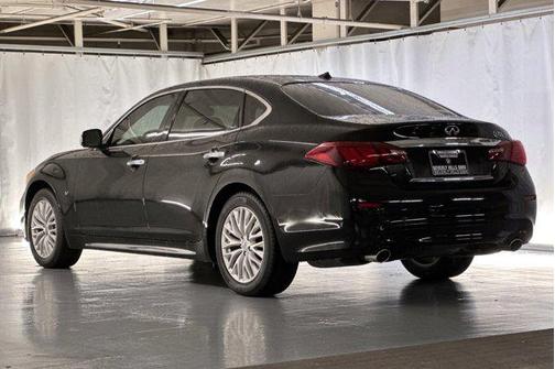 2015 INFINITI Q70L 3.7
