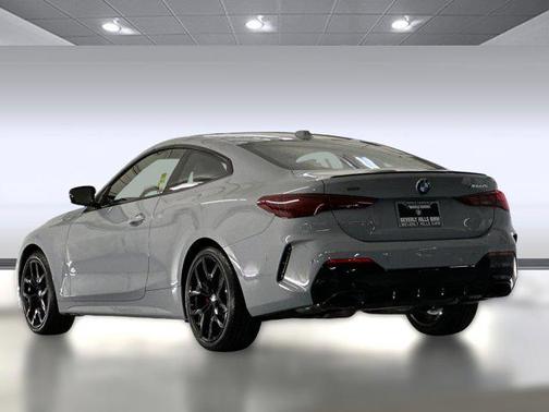 2026 BMW M440 i xDrive