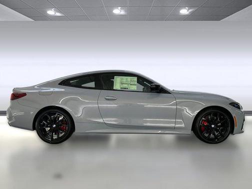 2026 BMW M440 i xDrive