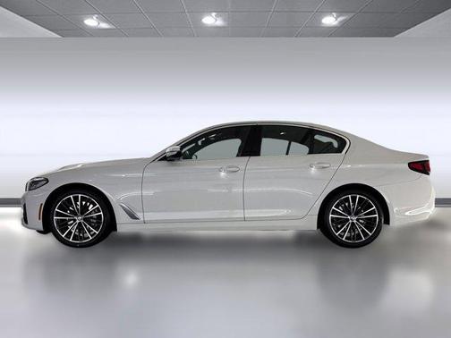 2023 BMW 530 i