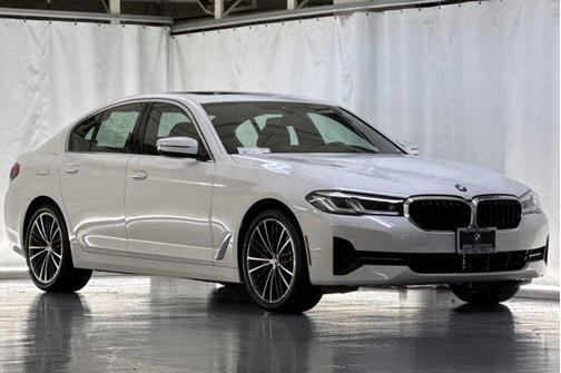 2023 BMW 530 i