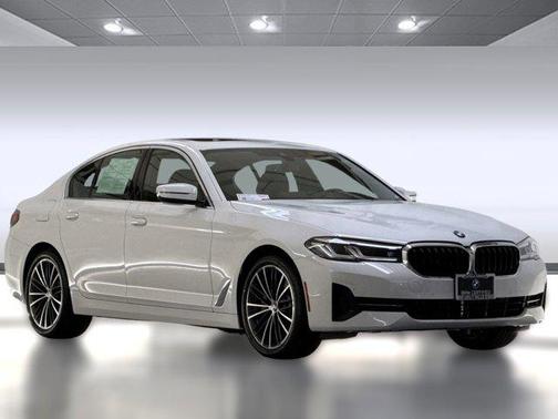 2023 BMW 530 i