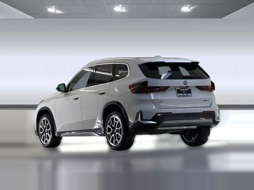 Alpine White 2026 BMW X1 xDrive28i