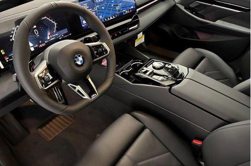 Dark Graphite Metallic 2026 BMW 530 530i