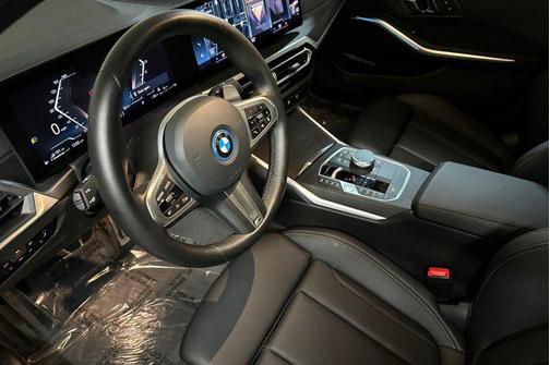 2024 BMW 330e 330e