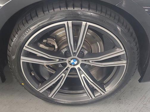 2021 BMW 330 xDrive