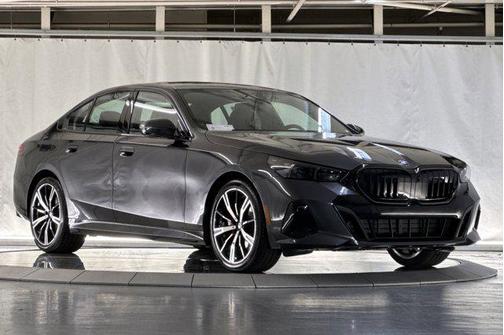 Dark Graphite Metallic 2026 BMW 530 530i