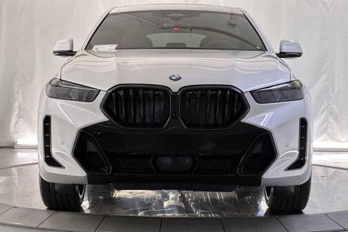 Mineral White Metallic 2027 BMW X6 xDrive40i