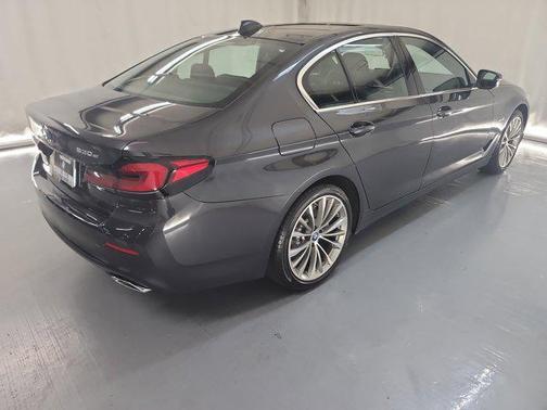 2022 BMW 530e Base