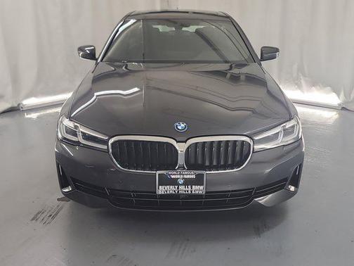 2022 BMW 530e Base