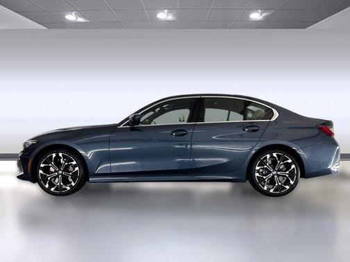 2025 BMW 330 330i Sedan