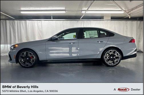 2026 BMW i5 xDrive40